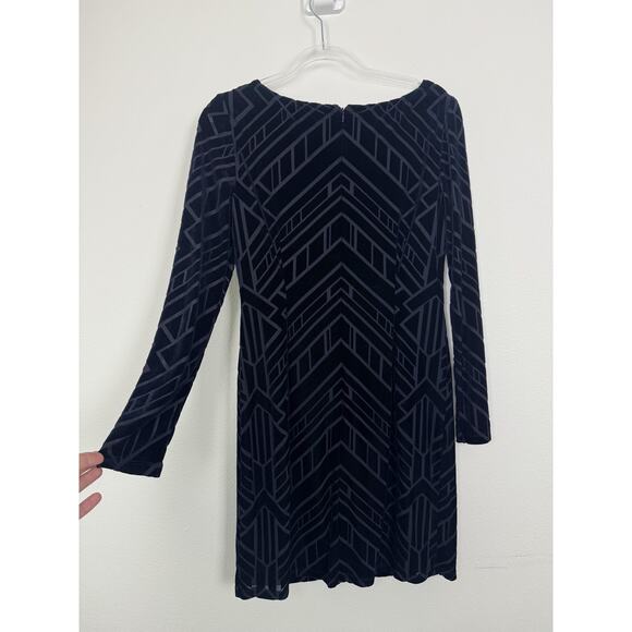 Vince Camuto Dress Womens 8 Navy Blue Velvet Geometric Sheath Long Sleeve Party - Picture 2 of 10